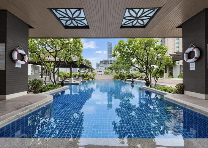 300m To Bts L Large 50sqm L Pool And Sauna Apartment Bangkok
