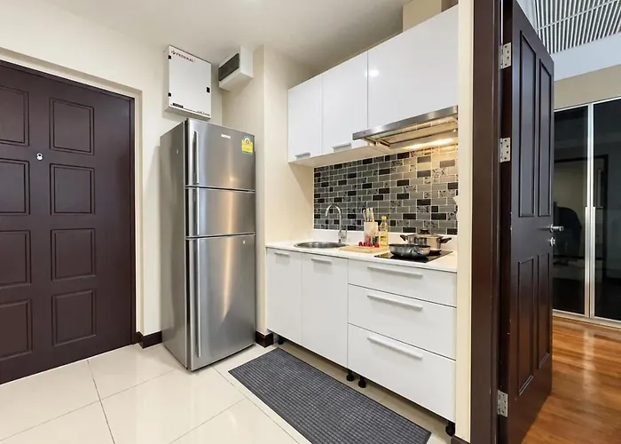 Apartment 300m To Bts L Large 50sqm L Pool And Sauna *