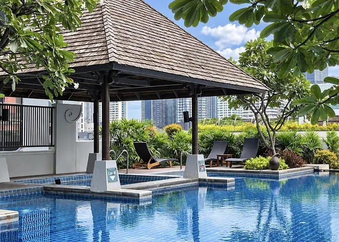 Apartment 300m To Bts L Large 50sqm L Pool And Sauna Bangkok
